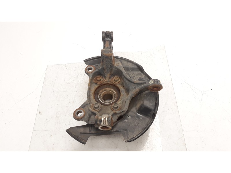 Recambio de mangueta delantera derecha para mazda 3 lim. () 2.2 turbodiesel cat referencia OEM IAM B45A33021  