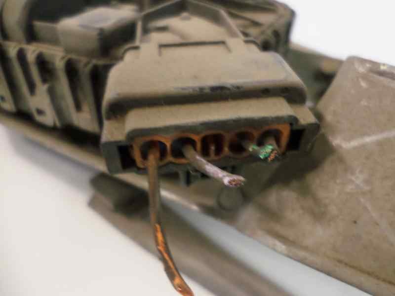 Recambio de motor limpia delantero para renault modus confort dynamique referencia OEM IAM 0390241777  