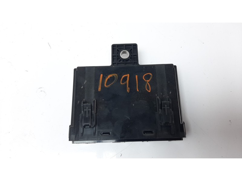 Recambio de modulo confort para mazda 3 berlina (bp) referencia OEM IAM BCKA675M0F GGMZ0001J04 