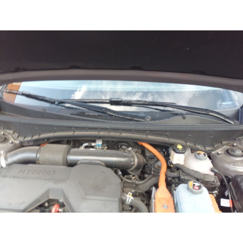 Recambio de brazo limpia delantero derecho para hyundai tucson (nx) style plug-in hybrid 4wd referencia OEM IAM   