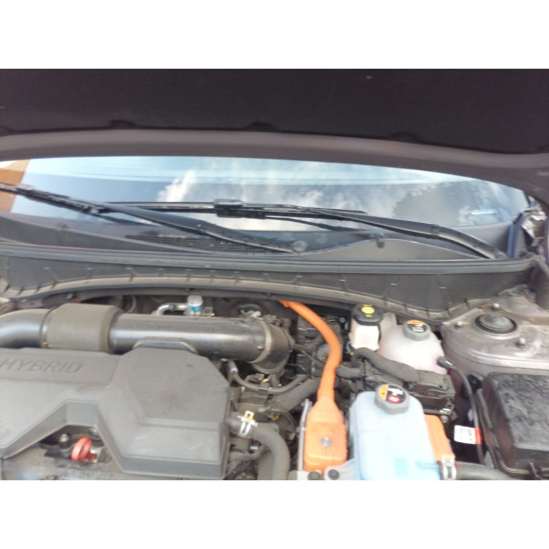 Recambio de brazo limpia delantero izquierdo para hyundai tucson (nx) style plug-in hybrid 4wd referencia OEM IAM   
