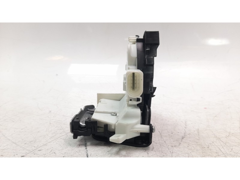 Recambio de cerradura puerta trasera derecha para audi q7 4mg referencia OEM IAM 4G0839016L  