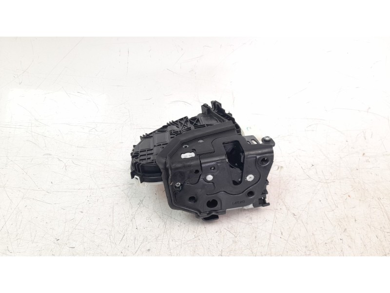 Recambio de cerradura puerta trasera izquierda para audi q7 4mg referencia OEM IAM 4G0839015L  