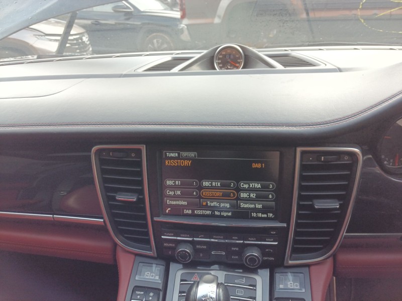Recambio de sistema navegacion gps para porsche panamera diesel referencia OEM IAM   