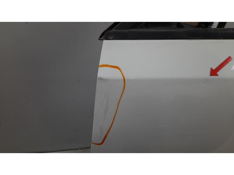 Recambio de puerta delantera izquierda para jaguar e-pace 2.0 diesel cat referencia OEM IAM J9C2733  