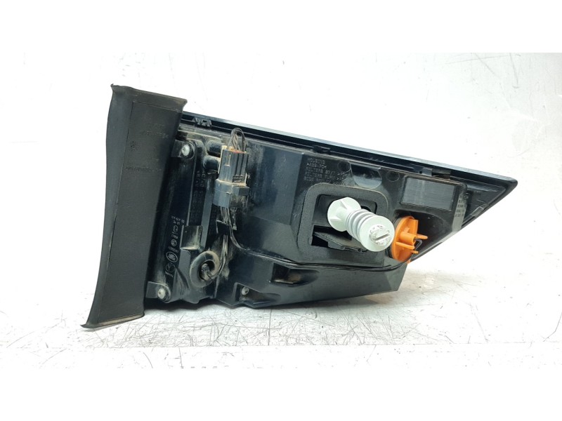 Recambio de piloto trasero izquierdo para land rover discovery sport pure referencia OEM IAM FK7213405AF  