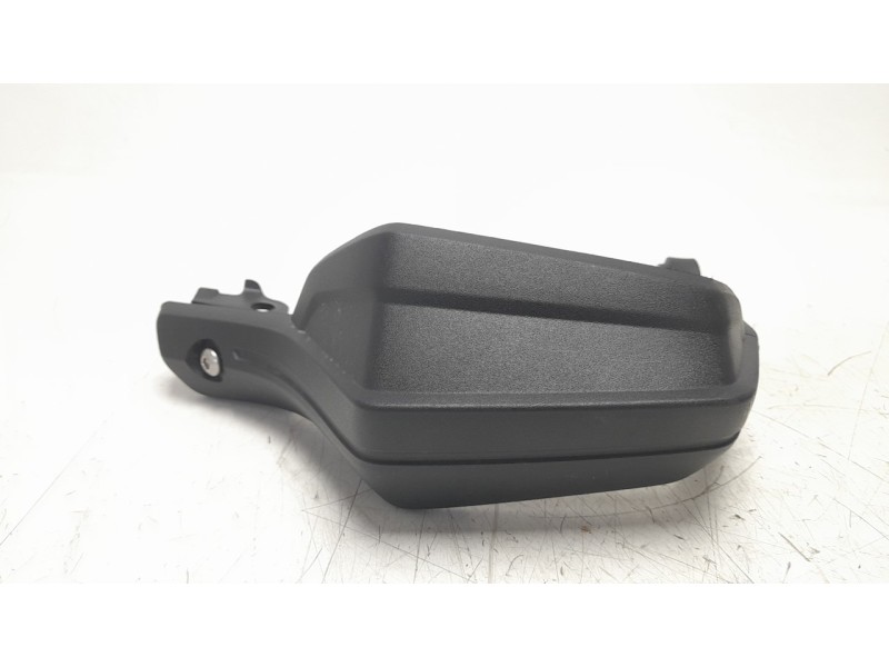 Recambio de moldura para honda adv 350 referencia OEM IAM 53185K2LD00  