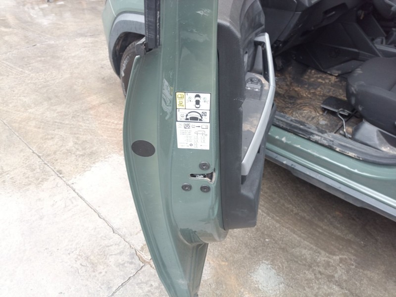 Recambio de cerradura puerta delantera izquierda para dacia duster iii eco-g 100 essential referencia OEM IAM   
