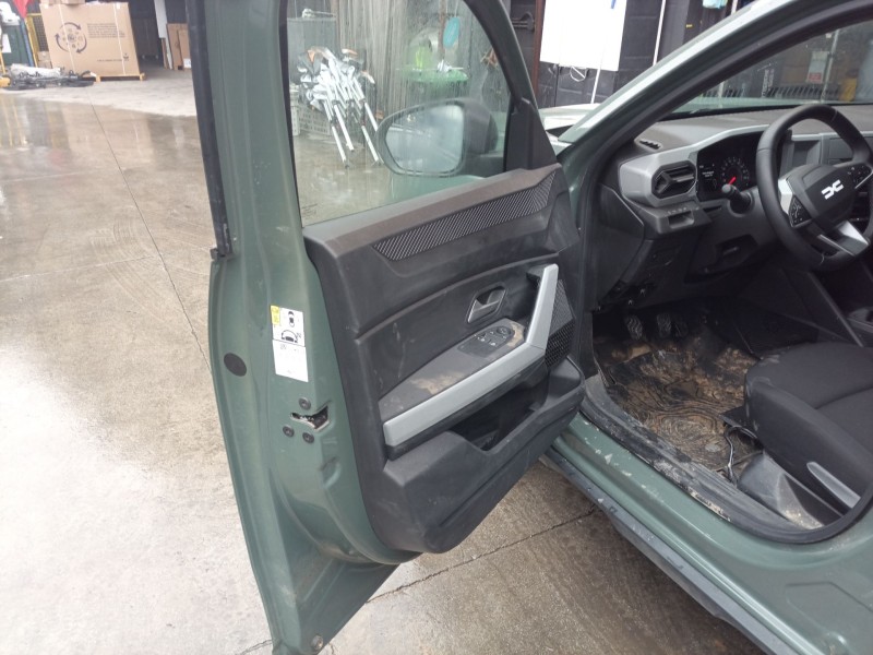Recambio de elevalunas delantero izquierdo para dacia duster iii eco-g 100 essential referencia OEM IAM   