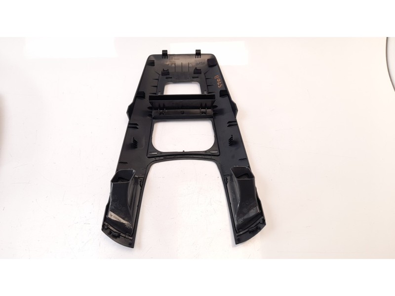 Recambio de moldura para opel zafira b 1.7 16v cdti referencia OEM IAM 13150253  