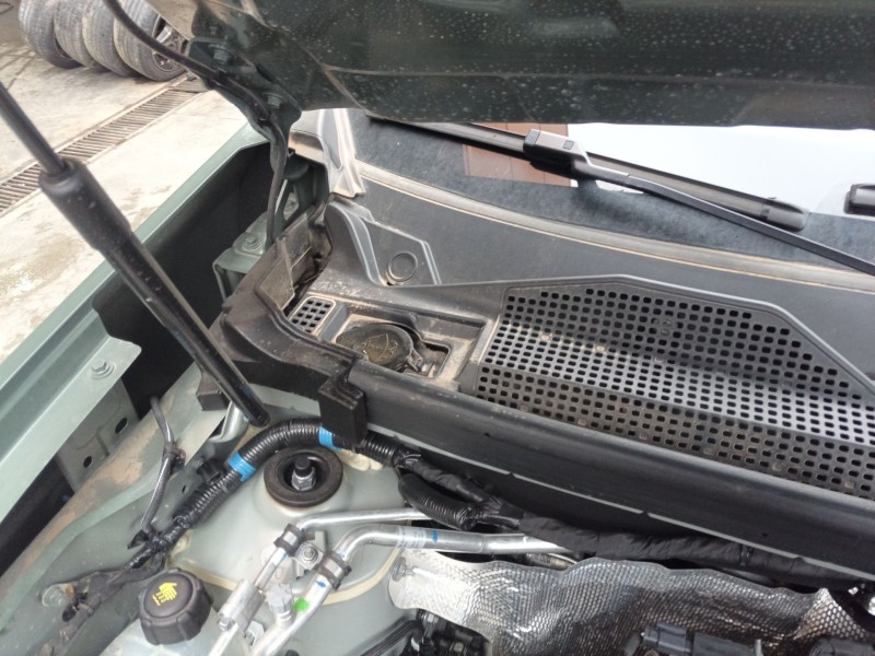 Recambio de deposito limpia para dacia duster iii eco-g 100 essential referencia OEM IAM   