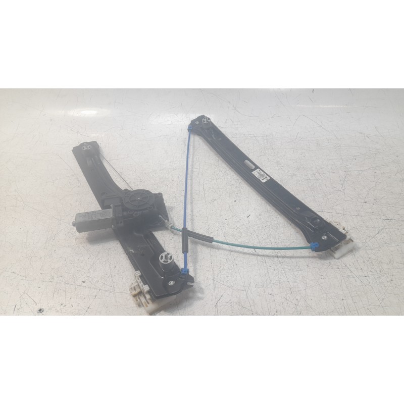 Recambio de elevalunas delantero izquierdo para bmw serie x1 (f48) 2.0 16v referencia OEM IAM 13262410 106063417 