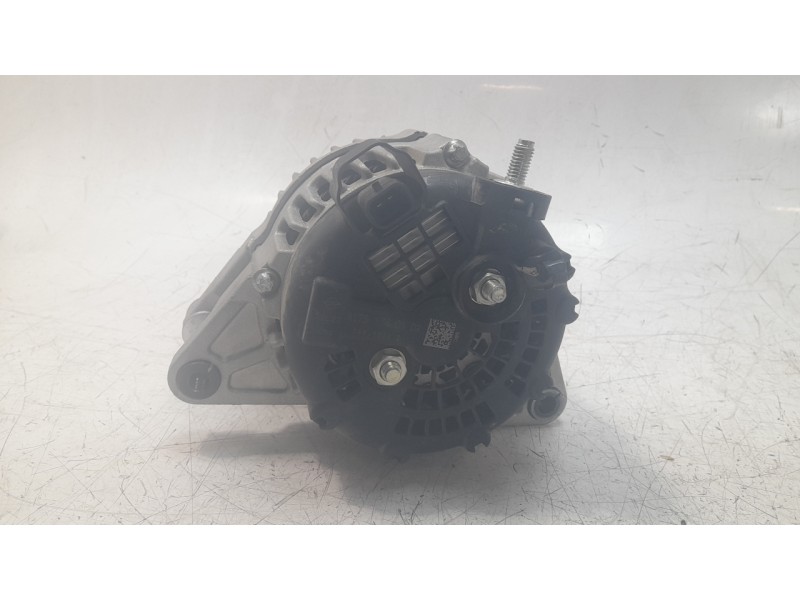 Recambio de alternador para ssangyong tivoli urban 4x2 referencia OEM IAM A1751540102  
