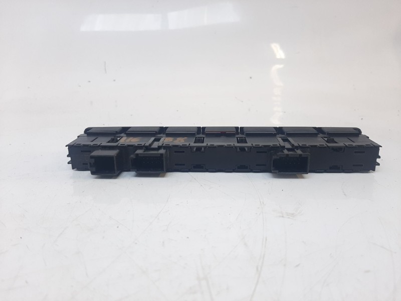 Recambio de warning para volkswagen t-cross 1.0 tsi referencia OEM IAM 2GM927132M 2GM927132MWHS 