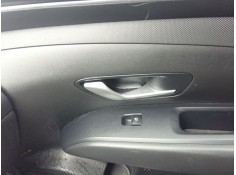 MANDO ELEVALUNAS DELANTERO DERECHO 93581N70504X 