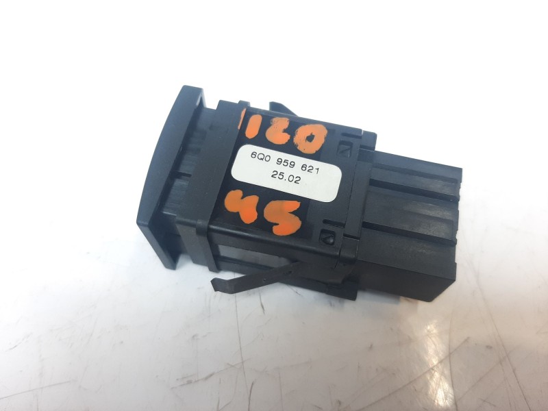Recambio de modulo electronico para volkswagen polo (9n1) highline referencia OEM IAM 6Q0959621 6Q0959621 