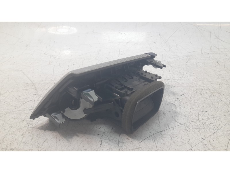 Recambio de rejilla aireadora para bmw serie x1 (f48) 2.0 16v referencia OEM IAM 64229292739  