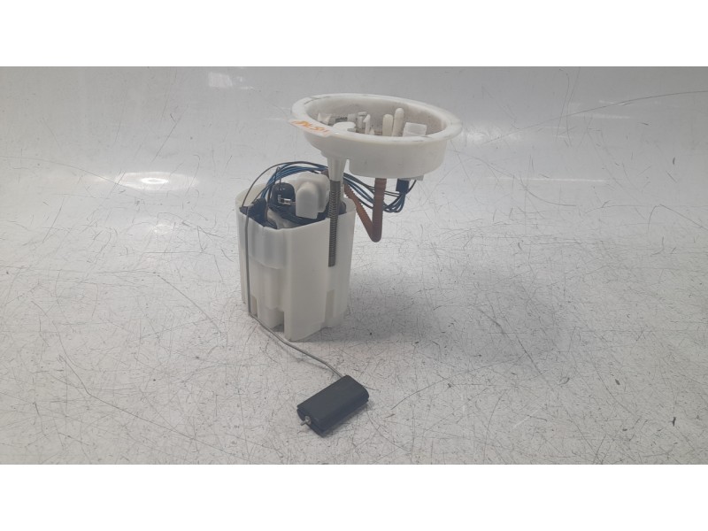 Recambio de bomba combustible para bmw serie x1 (f48) 2.0 16v referencia OEM IAM 7300465  