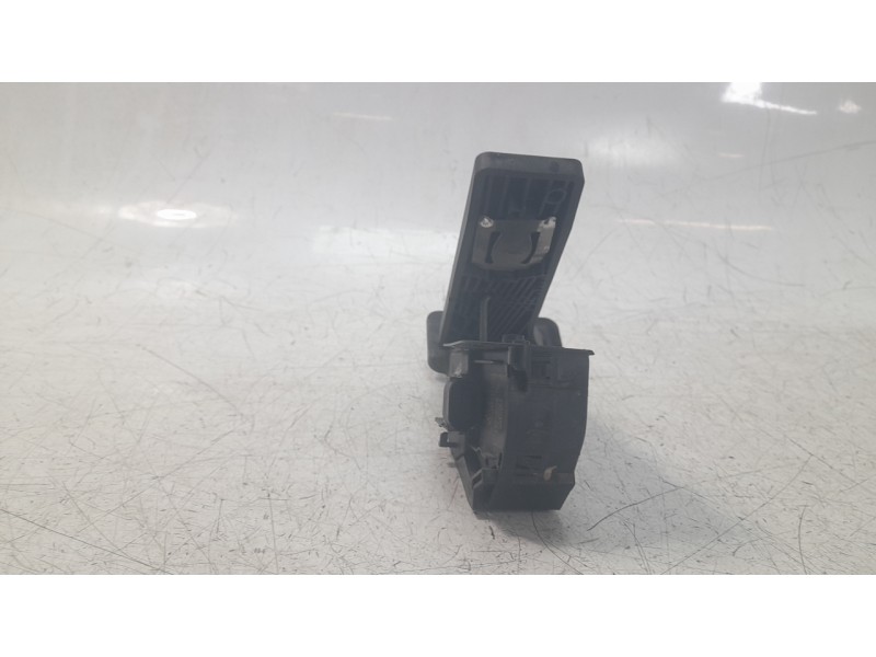 Recambio de potenciometro pedal para bmw serie x1 (f48) 2.0 16v referencia OEM IAM 3542685999907  