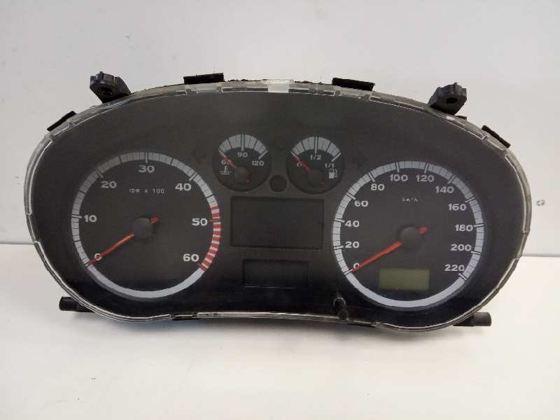 Recambio de cuadro instrumentos para seat cordoba berlina (6k2) sport referencia OEM IAM 6K020801F 110008924029 