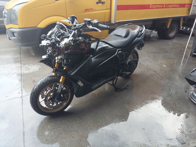 yamaha tmax del año 2022