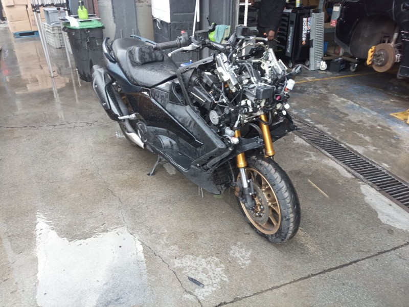 yamaha tmax del año 2022