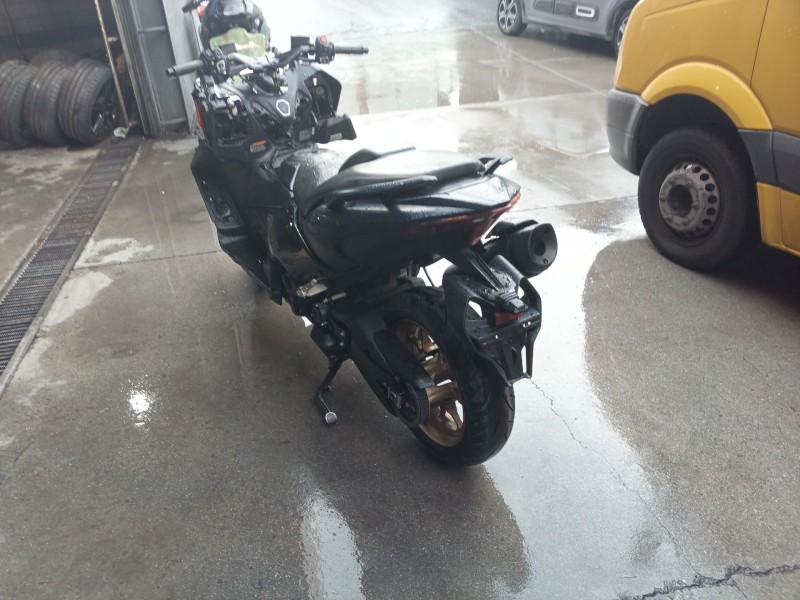 yamaha tmax del año 2022