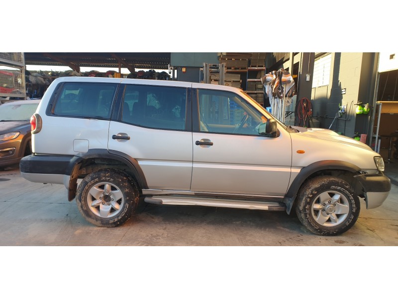 nissan terrano/terrano.ii (r20) del año 2002