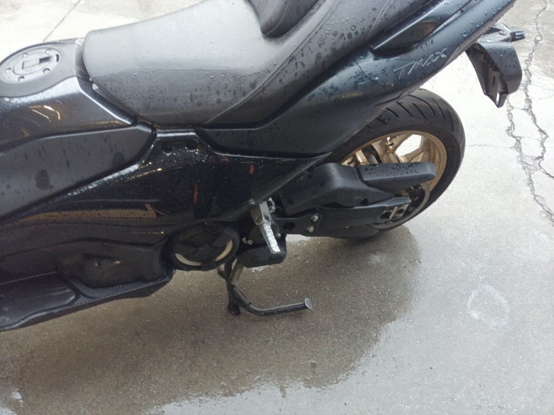 Recambio de estribo para yamaha tmax tmax referencia OEM IAM   