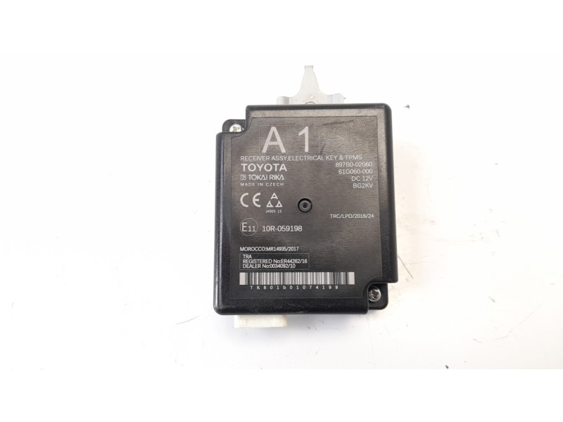 Recambio de modulo electronico para toyota corolla (e21) referencia OEM IAM 897B002060  
