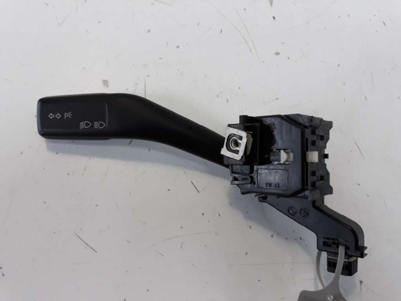 Recambio de mando intermitentes para volkswagen golf v berlina (1k1) trendline referencia OEM IAM 1K0953513  