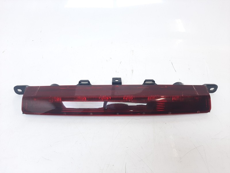 Recambio de luz central de freno para jeep compass (m7) longitude fwd referencia OEM IAM 53485825 53485825 
