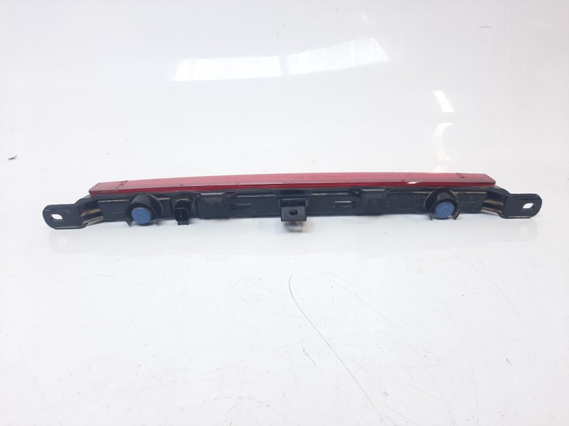 Recambio de luz central de freno para jeep compass (m7) longitude fwd referencia OEM IAM 53485825 53485825 