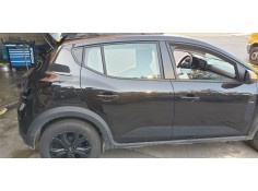 PUERTA TRASERA DERECHA 821002247R 