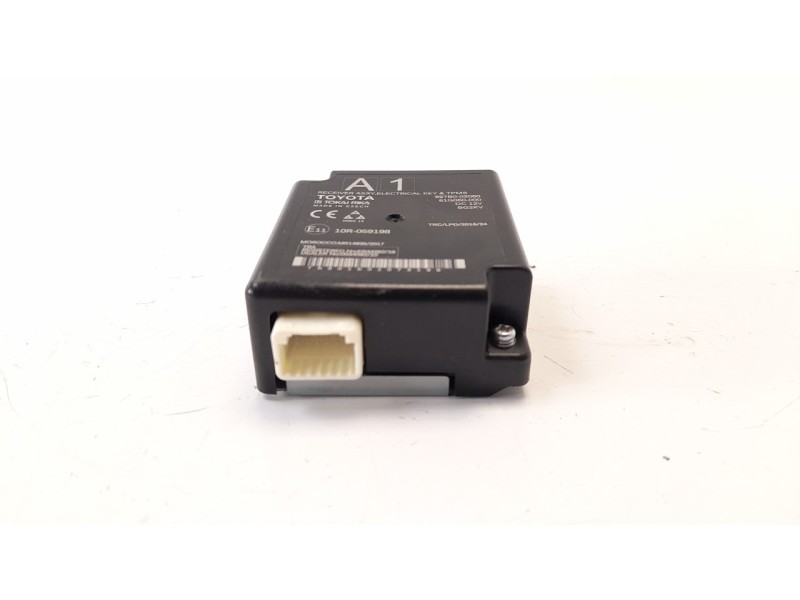 Recambio de modulo electronico para toyota corolla (e21) referencia OEM IAM 897B002060  