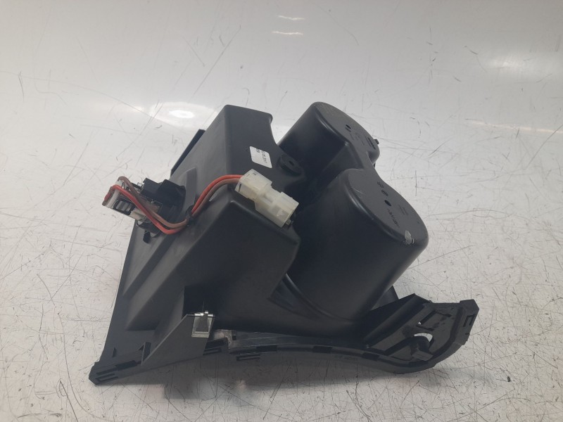 Recambio de moldura para bmw serie x1 (f48) 2.0 16v referencia OEM IAM 9292557  