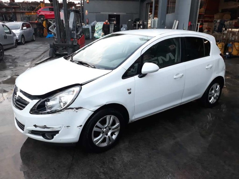 opel corsa d del año 2010