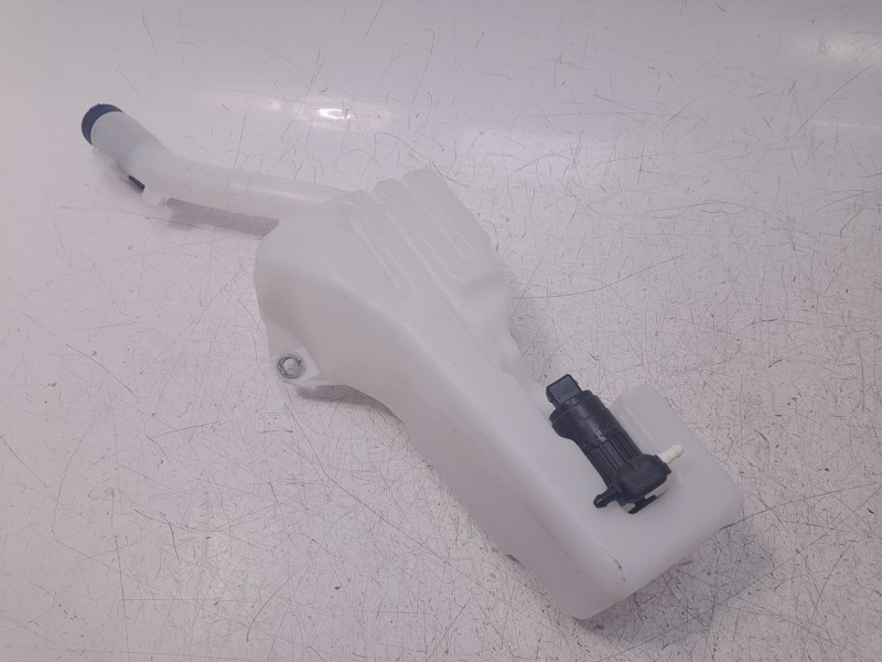 Recambio de deposito limpia para fiat panda (319) base (2020) referencia OEM IAM 52091005  