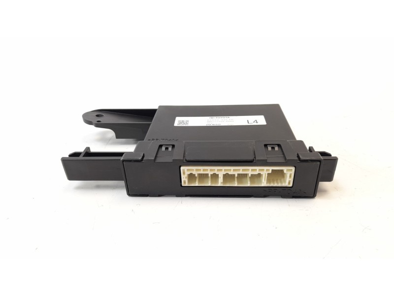 Recambio de modulo electronico para toyota corolla (e21) referencia OEM IAM 8865002L40  
