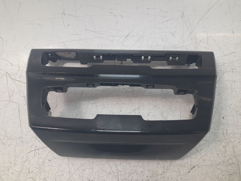 Recambio de moldura para bmw serie x1 (f48) 2.0 16v referencia OEM IAM 9305907  