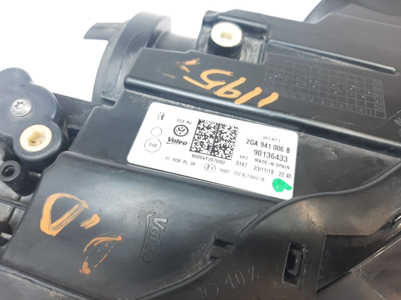 Recambio de faro derecho para volkswagen t-roc advance style referencia OEM IAM 2GA941006B 2GA941006B 
