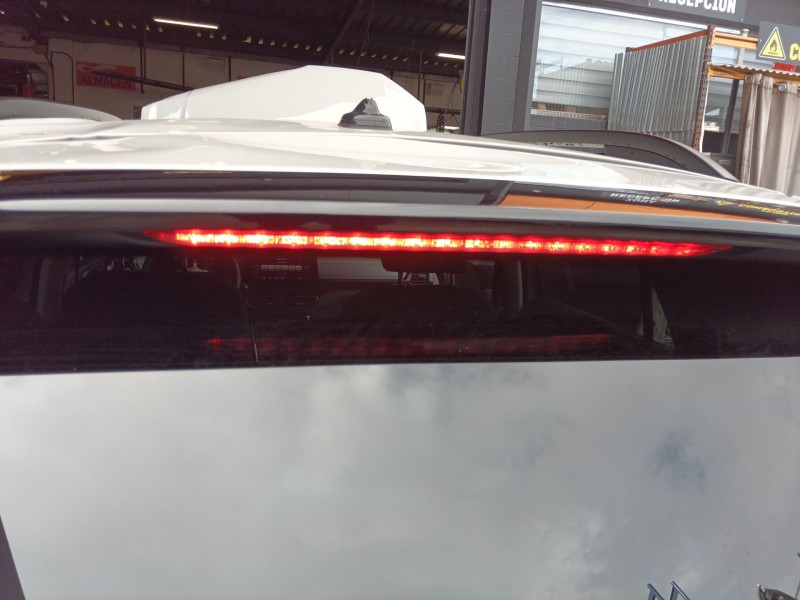 Recambio de luz central de freno para volkswagen t-cross life referencia OEM IAM   