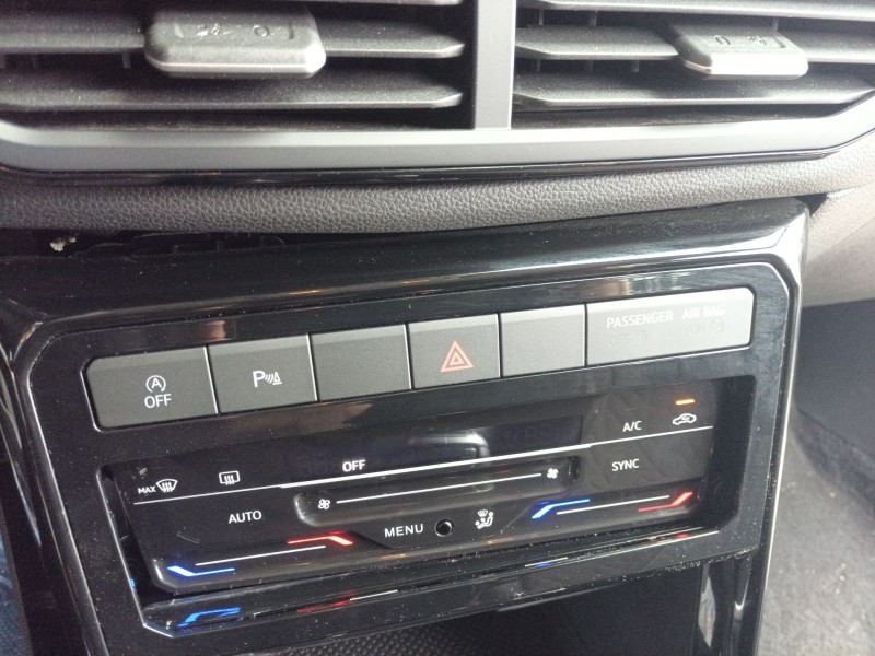 Recambio de warning para volkswagen t-cross life referencia OEM IAM   