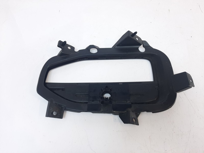 Recambio de rejilla paragolpes derecha para volkswagen t-roc advance style referencia OEM IAM 2GA853212H 2GA853212H 