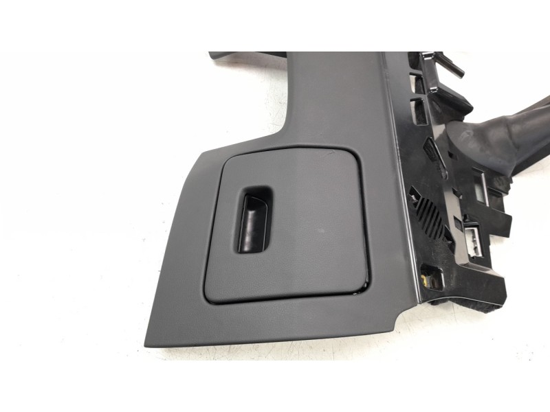 Recambio de guantera para audi q7 4mg referencia OEM IAM 4M1863075  