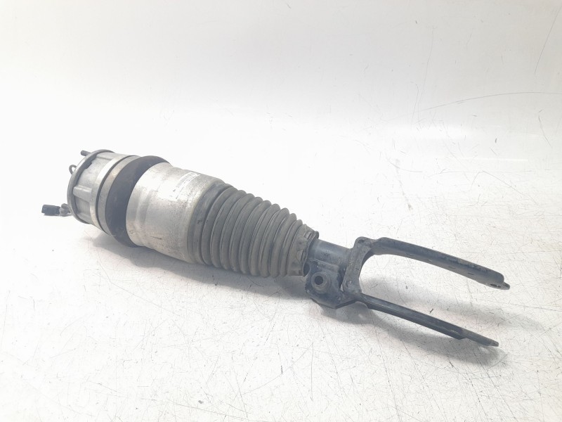 Recambio de amortiguador delantero derecho para porsche cayenne (typ 92aa) s diesel referencia OEM IAM 7P5616404AD  