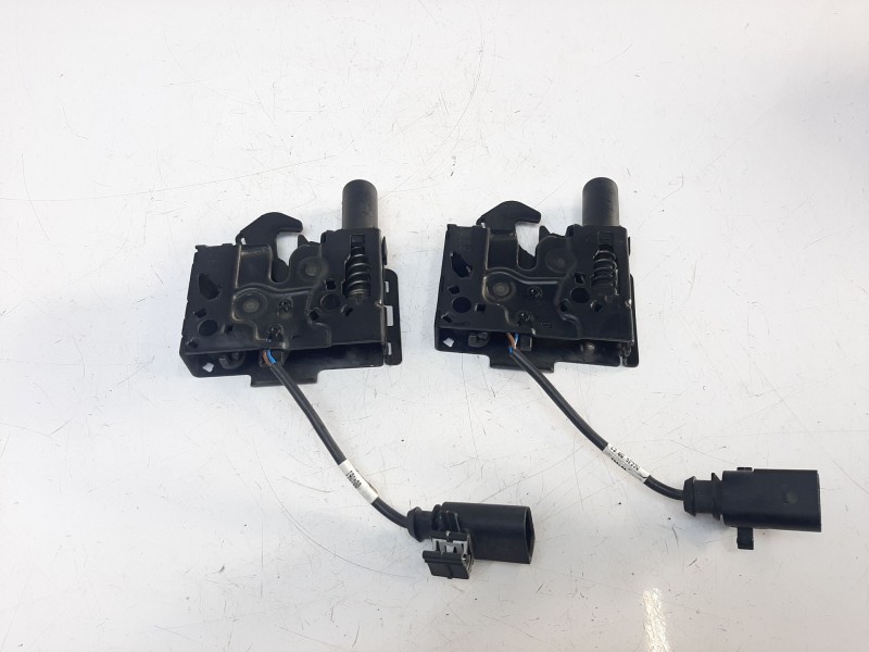 Recambio de cerradura capo para volkswagen t-cross 1.0 tsi referencia OEM IAM 8S0823509 8S0823509 