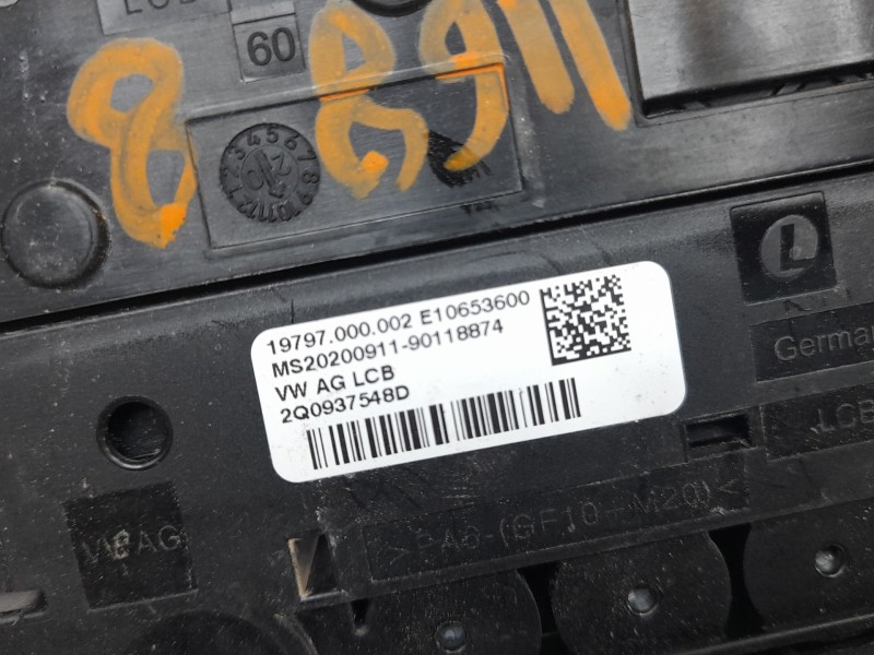 Recambio de caja reles / fusibles para volkswagen t-cross 1.0 tsi referencia OEM IAM 2Q0937548D 2Q0937548D 