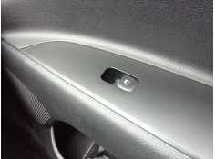 MANDO ELEVALUNAS DELANTERO DERECHO 93575H8000 