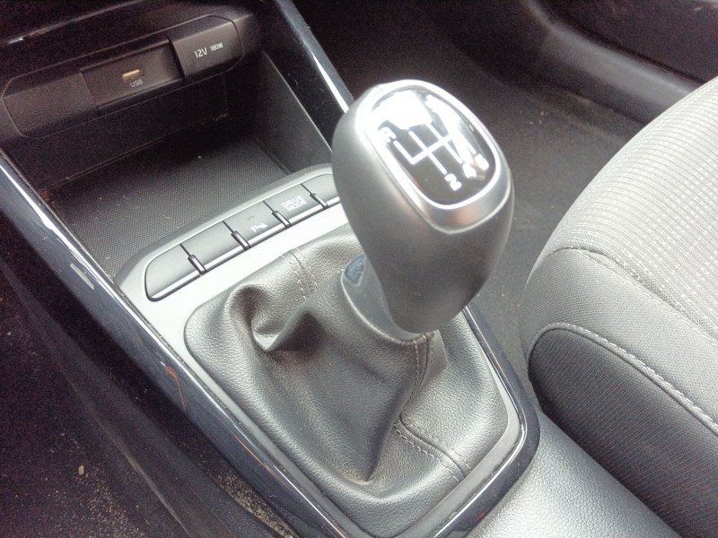 Recambio de palanca cambio para kia stonic (ybcuv) drive referencia OEM IAM   